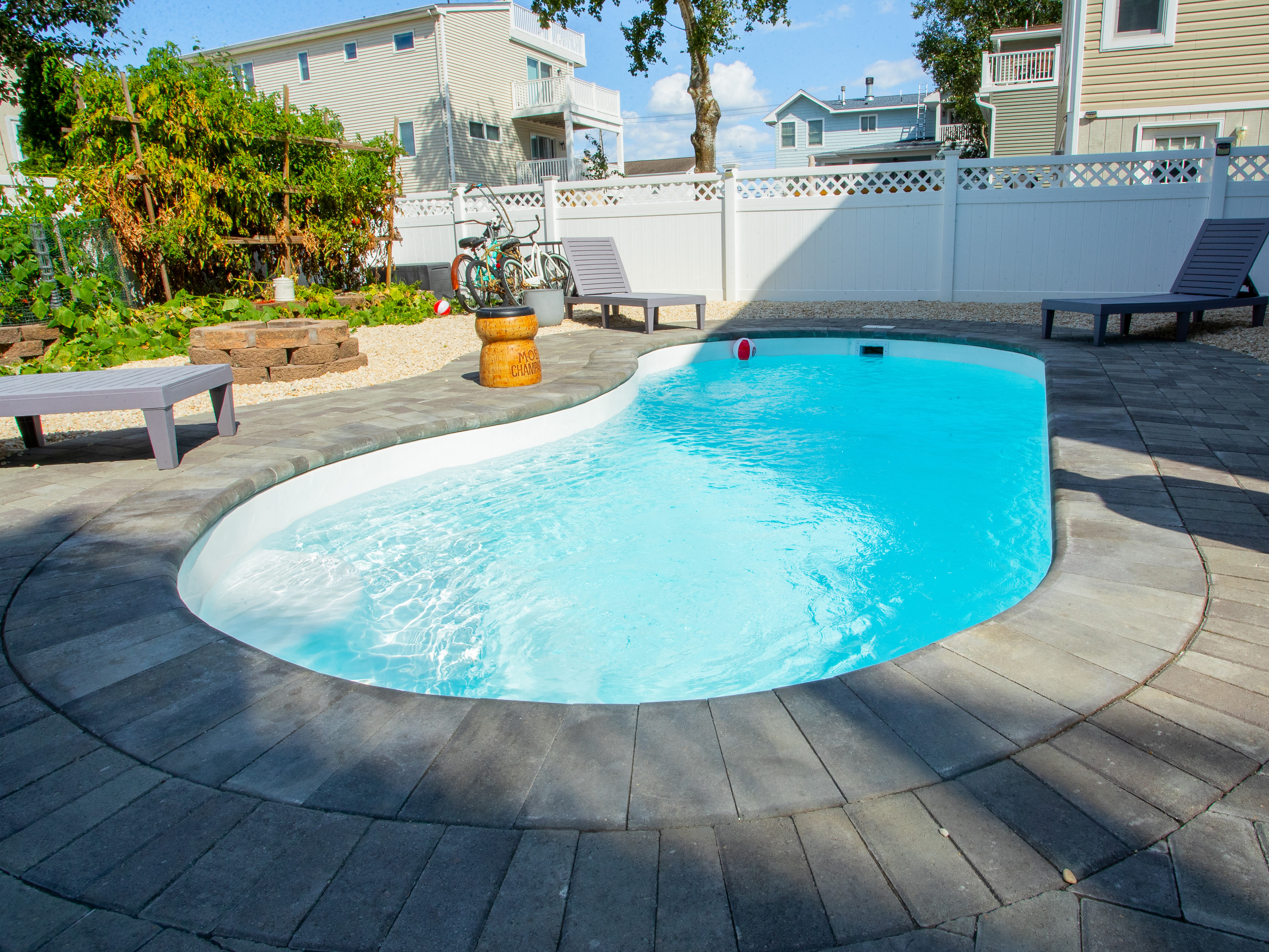 Venice Fiberglass Pool